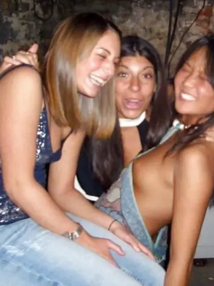 Nip Slips,  Downblouse,  & Sideboob