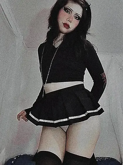 College girl? Petite?