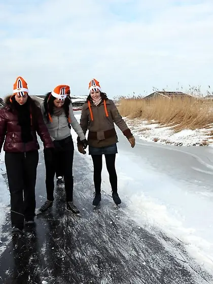 Gylve, Julia Z, Elise I and Britt pics