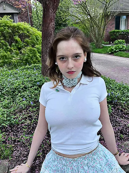 unoangryone white top