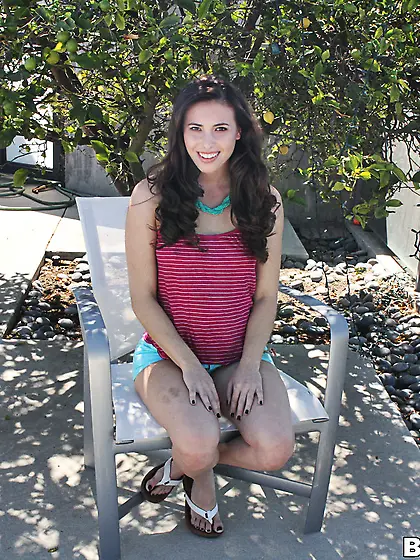 Brown-haired teen gets her pussy turned inside out by a black co