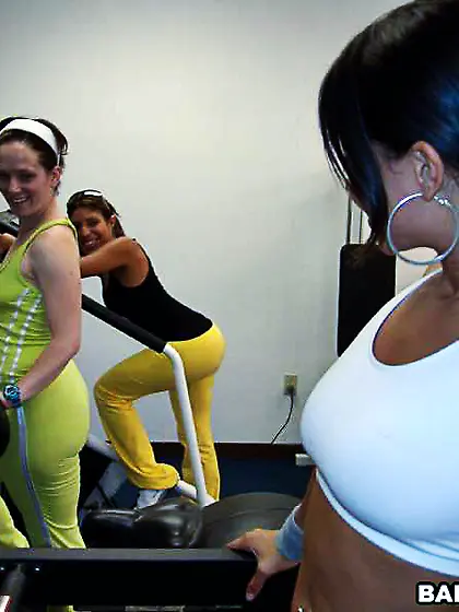 Natalia Wood and Sophia Castello strip their sexy lingerie and h