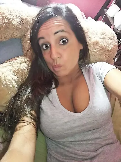naty la tetona,  una putita argentina