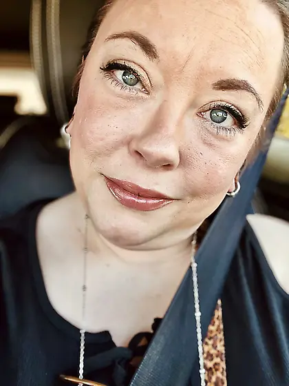 Tina Snua Selfies #47