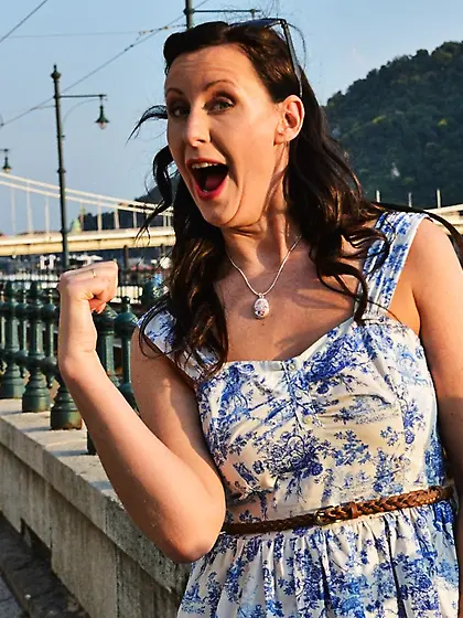 Young woman knows what she wants and today it's pussy-penetratio