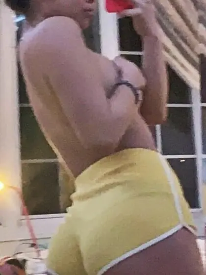 Asian Tiktok Teen Alyssa