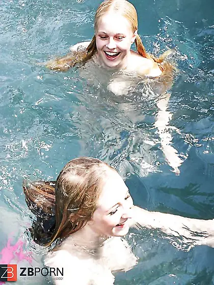 Pool Play Les Teenagers