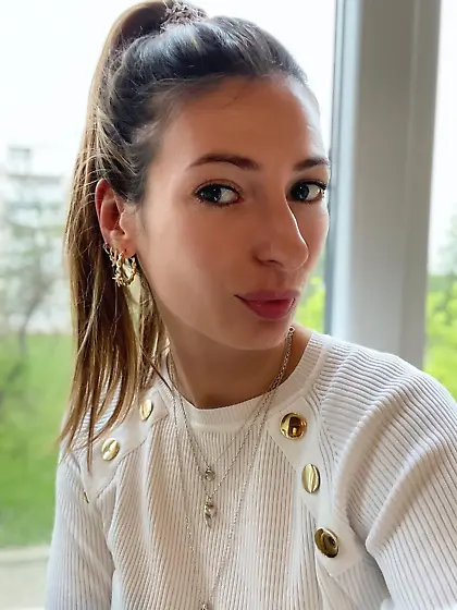 Exposed unaware slutwife Rita, age 40 from Brazil