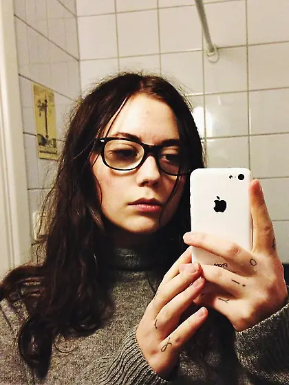 Swedish,  nån som har hennes nudes?