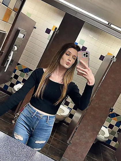 Tight slut Alyssa T ruined