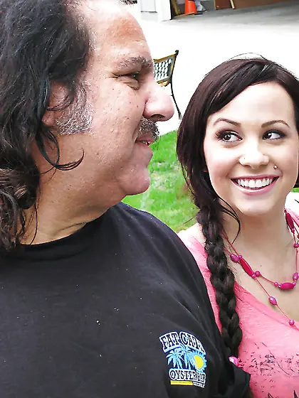 Chubby hairy pussy licking