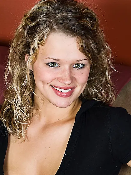 American cute casting couch