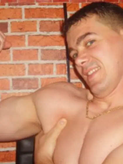 Brunette Nicegay30 Dancing.