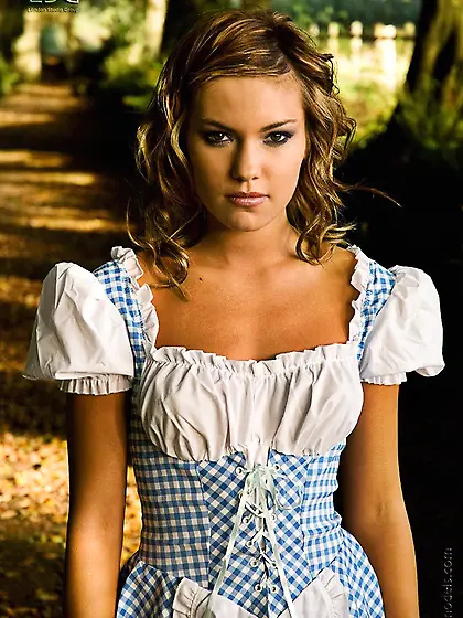 Sexy bodied glamour euro babe Veronika Fasterova strips out of h