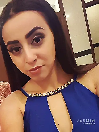 Athletic teen girl webcam