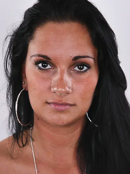 Exquisite honey babe sexy