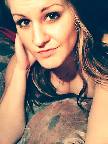 freaky pregant chick