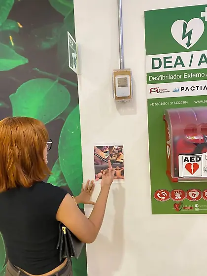 Cruel girl exposing her ex public