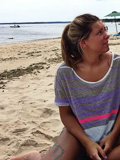 Lauren was a fan of the toy she masturvated with