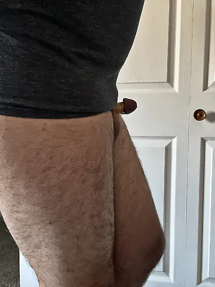 Tiny dick flexing and comparison