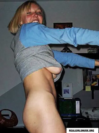 Nip Slips, Downblouse, & Sideboob