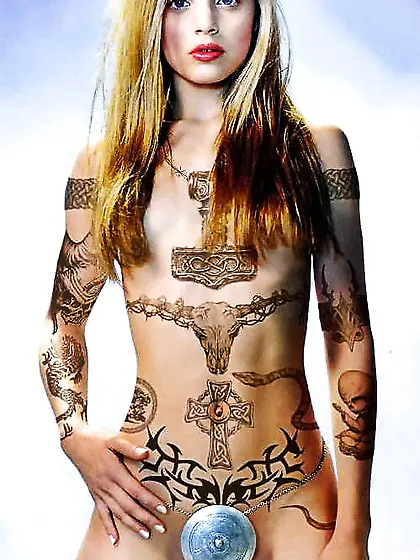 Pierced Tatoo Queen 2