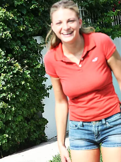 Frisky Nikki Nievez takes off her clothes and opens her yummy pu