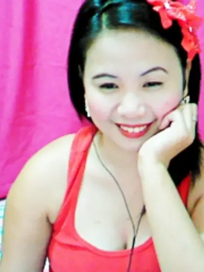 23 yo brunette Jenny.