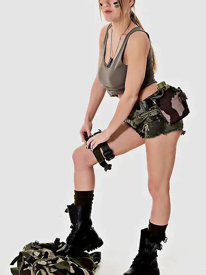 11: Portrait of Viola