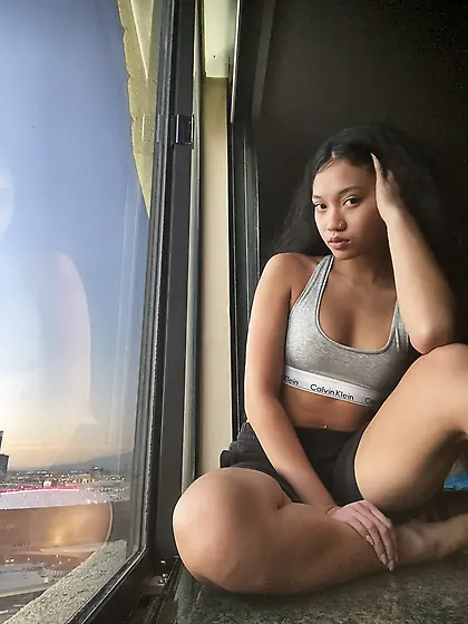 Tahiti Oliver (Pussephone)