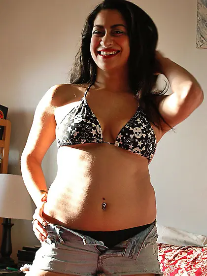 Olive skinned beauty belly