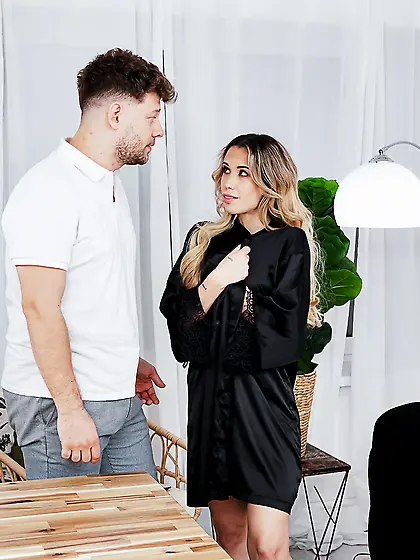 Small-tit MYLF Mellany Lapiedra sucks and rides hard pecker unti