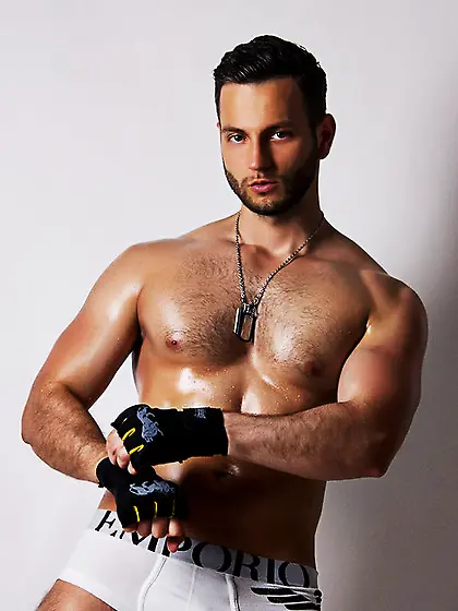 White gay marismuscle snapshot