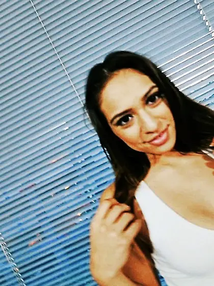 Natural tits brunette teen pov