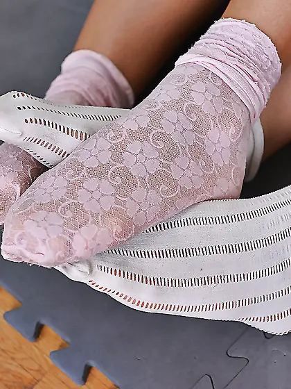 British young legs feet lesbians