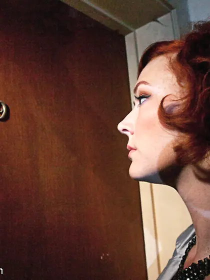 Sweet redhead babe sucks