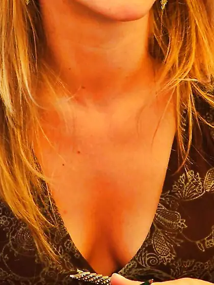 Super-Cute bosom,  voyeur.  smallish boobies