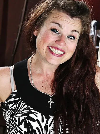 Super cute mature babe