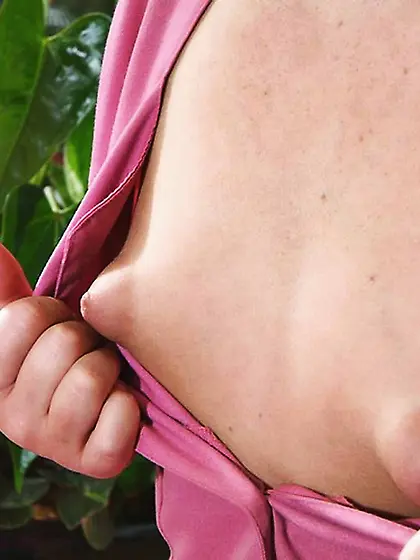 downblouse puffy nipples