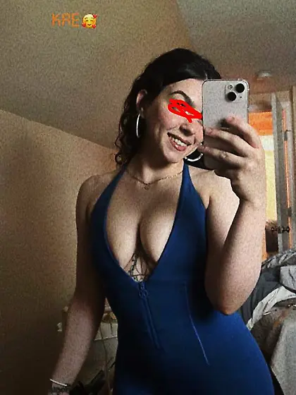 Karina Aubrey Feuti | Random Dumb Cunt from Reddit