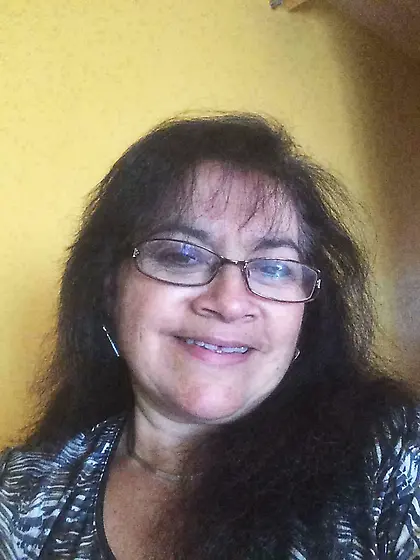 Que alternes su vagina con mi bocaQuiero lamer su