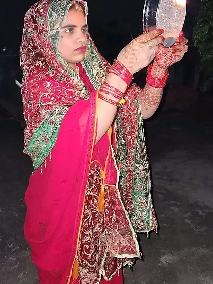 Hindu Housewife Photos