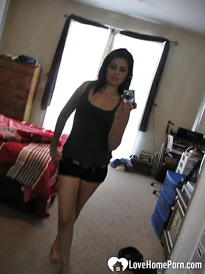 Horny girl undresses to reveal her qualities