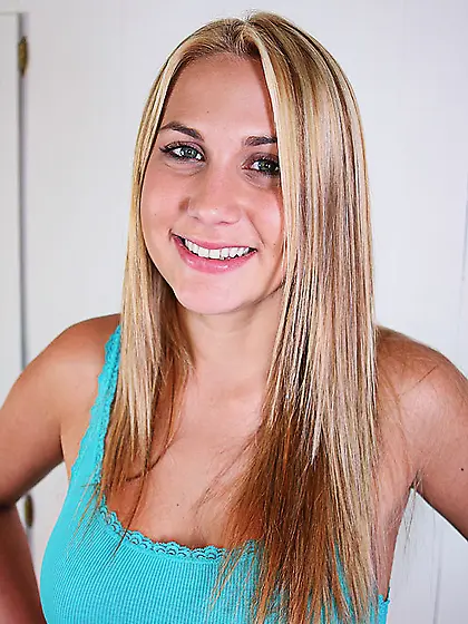 The lusty blonde Alanah Rae is ready to swallow the cum after pl