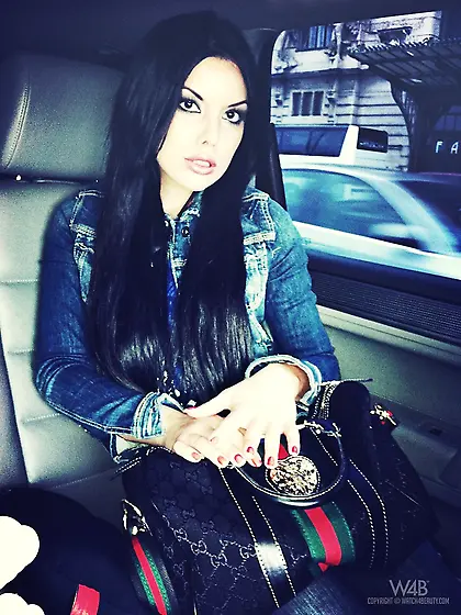 Dark-haired hottie with a banging body sharing her private pics