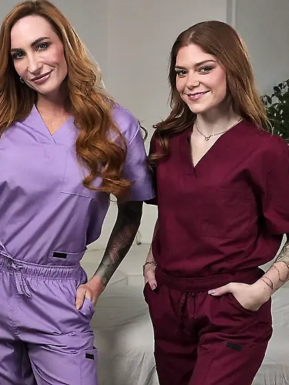 Redhead lesbians Sophia Locke and Katerina Deville bring each ot