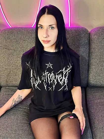 Lizzy kissy Free Photos