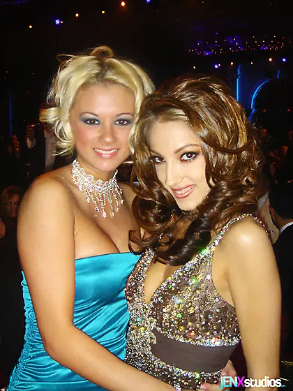 Sizzling hot chicks pose