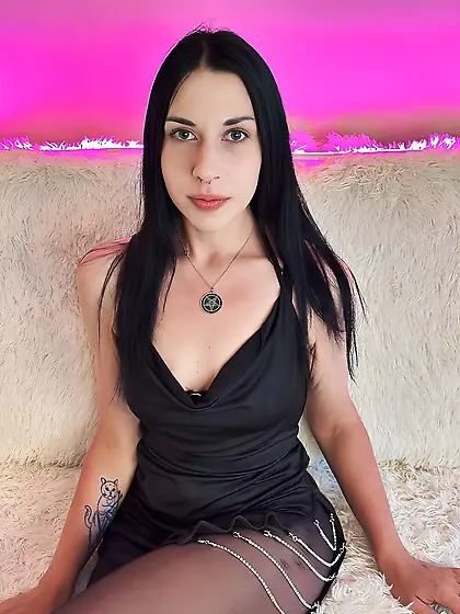 Lizzy kissy Free Photos