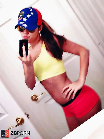 Fresh gallery! I want more tributes!! Liking